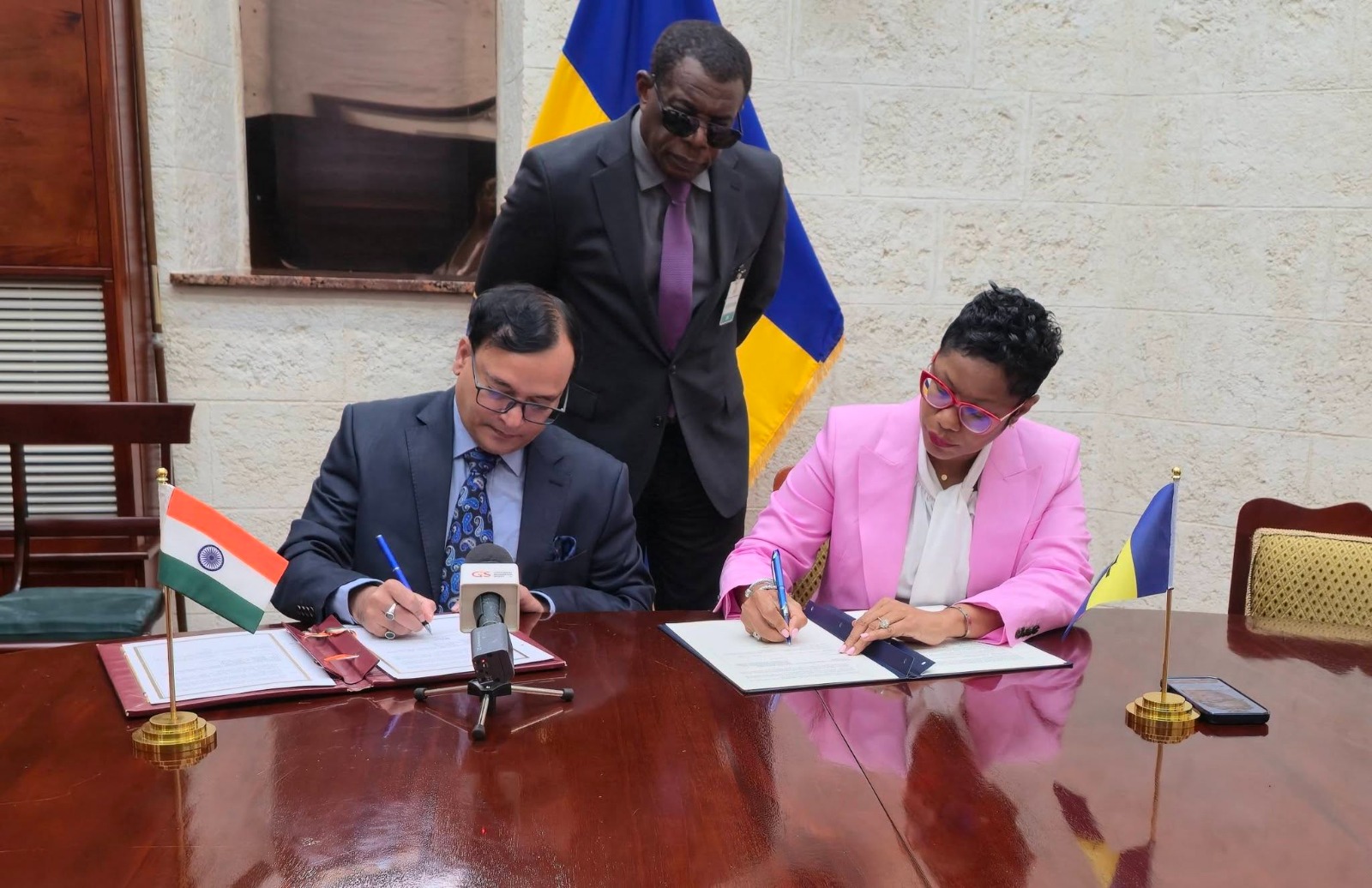 suriname_press_img_24